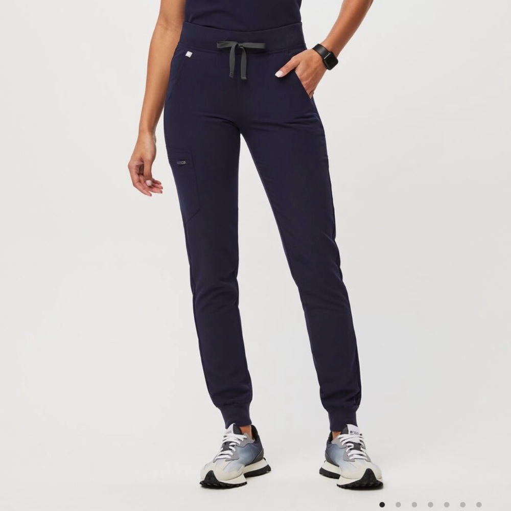 FIGS Zamora Jogger Scrub Pants - Navy Blue